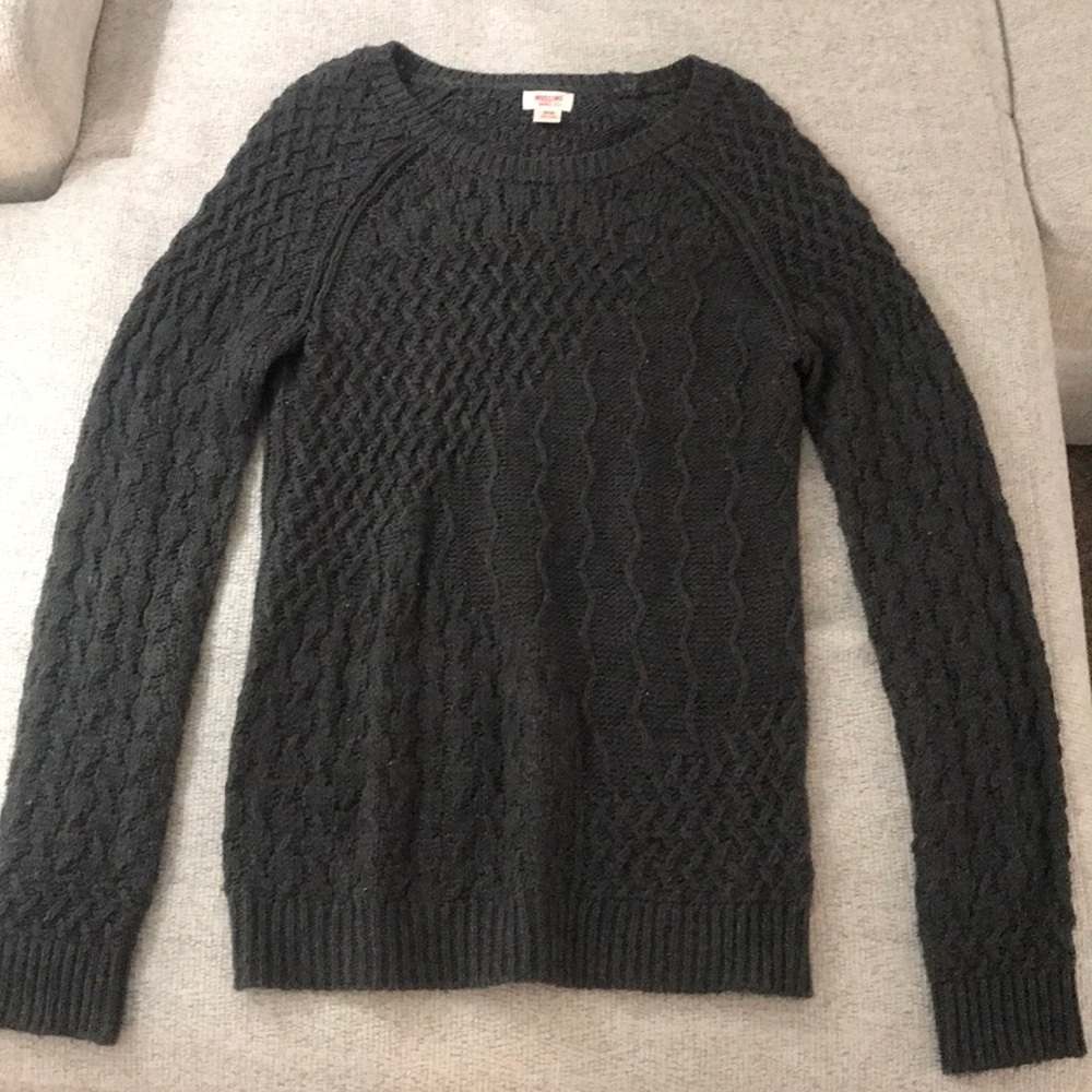 Gray sweater